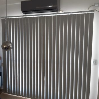 Bandas verticales - Black out Premium Gris